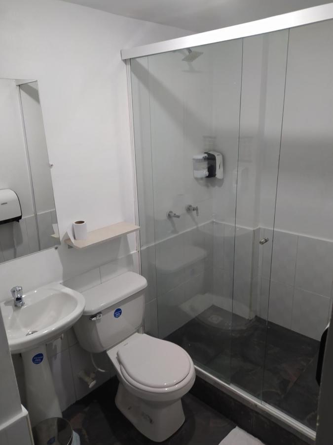 Hotel Aura ميديلين المظهر الخارجي الصورة